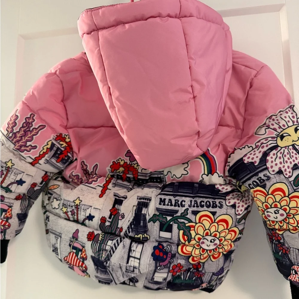 Marc Jacobs Kids Pink and Black Graphic Puffer Jacket - Picture 2 of 3